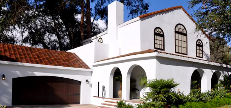 Illustration for article titled Tesla's Electric Domination Moves Forward With Debut of Beautiful Solar Shingles